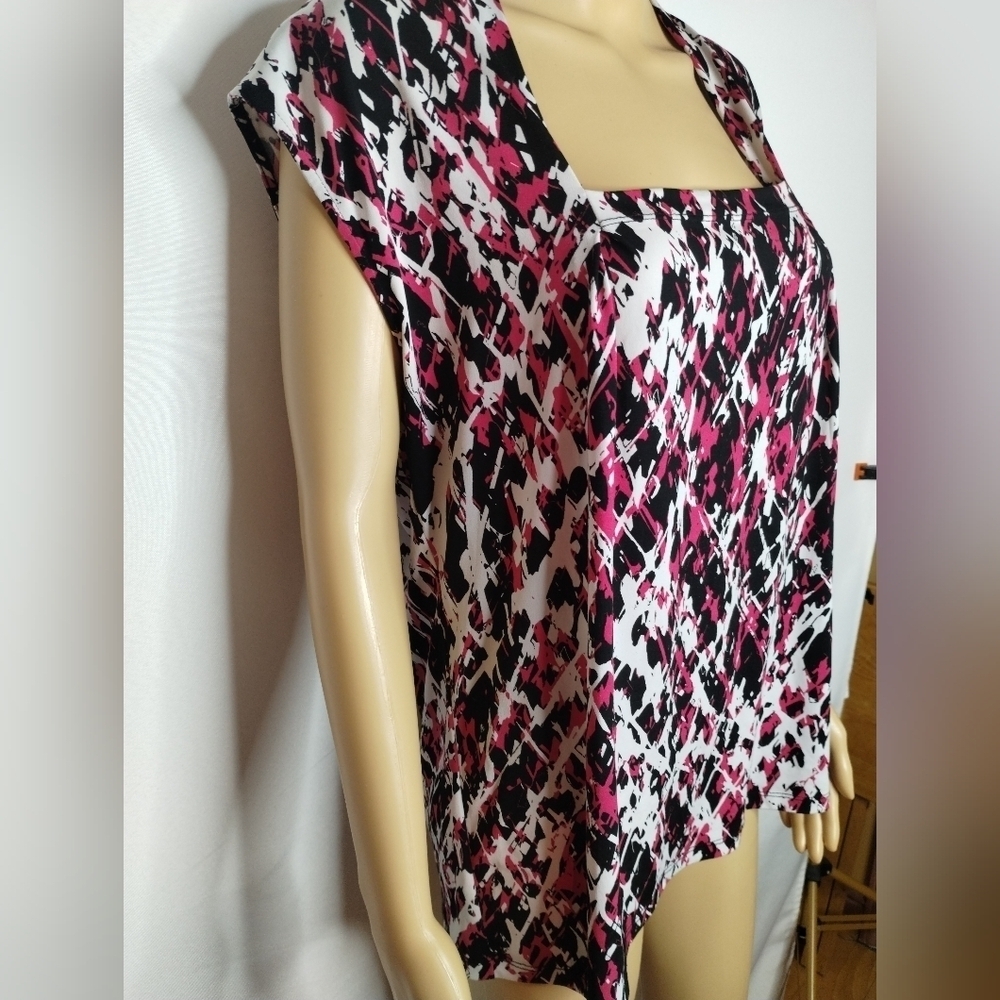 Fashion Bug women's size large pink and black abstract blouse shirt top - Picture 4 of 7